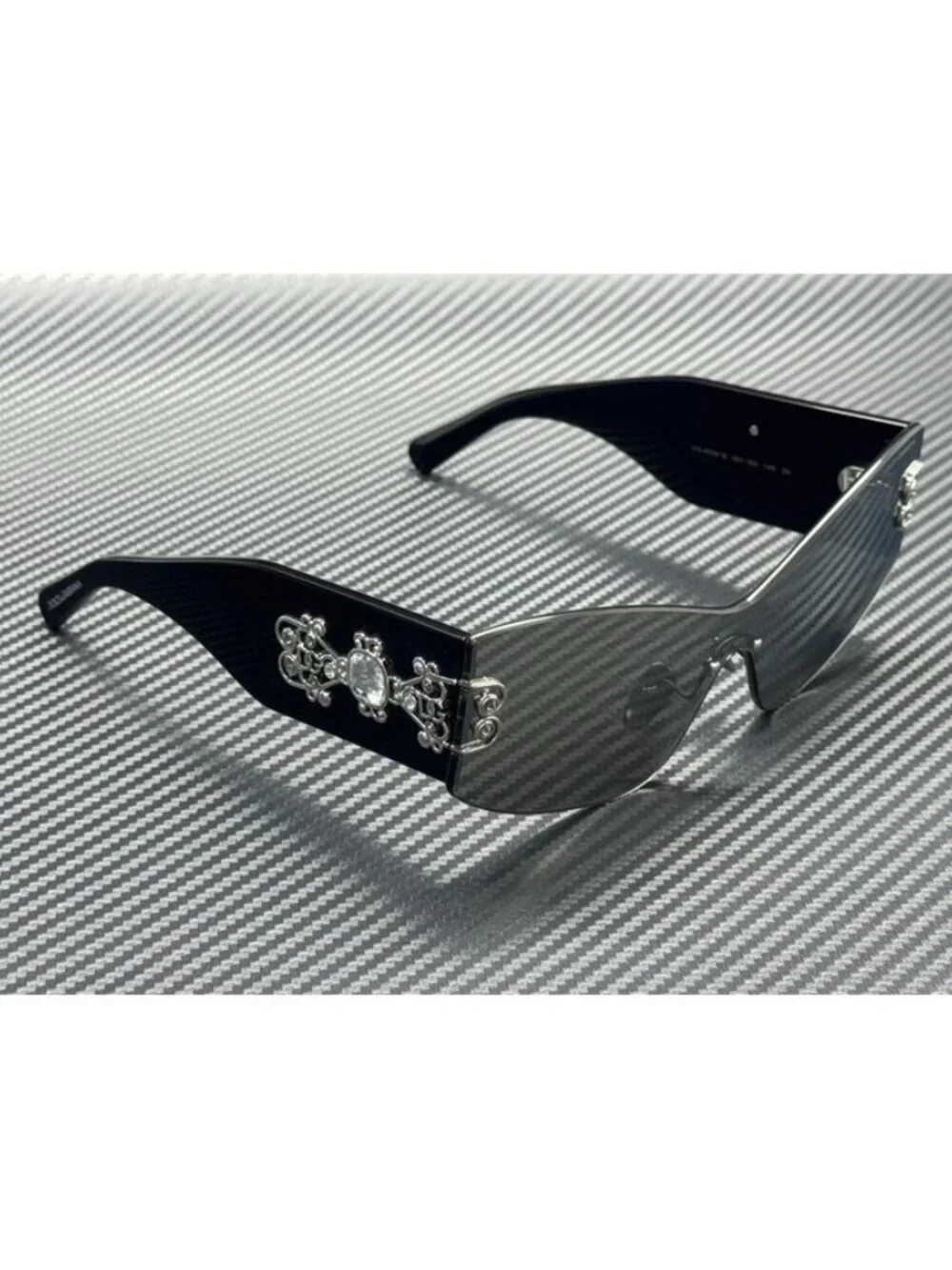 New Dolce & Gabbana Women Black Sunglasses 70-21-145